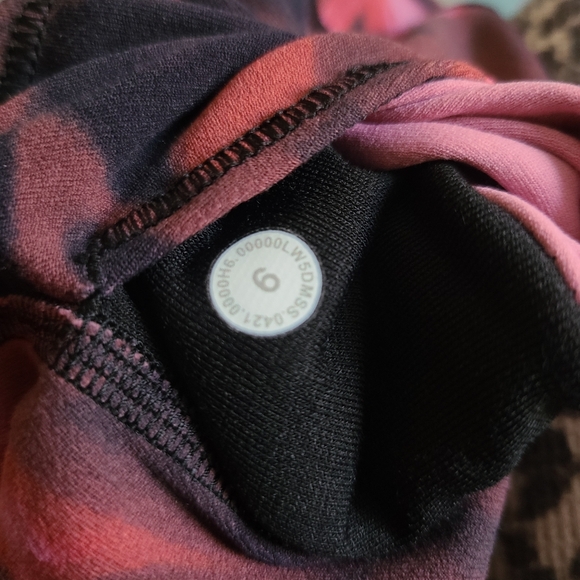 Lululemon Align High-Rise Pink and Black Leggings - Picture 11 of 13